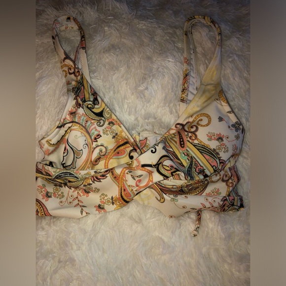 Paisley Print Bikini Top Size Small - Picture 9 of 9